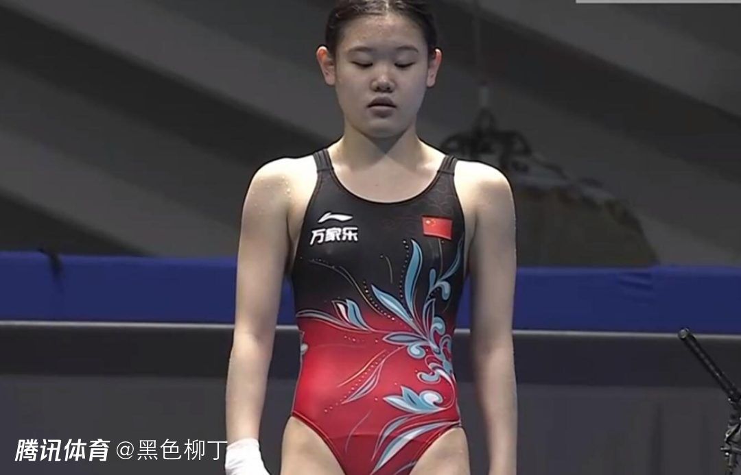 www红色一片_亚洲成a人片在线观看_