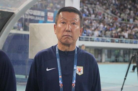 男男3p视频